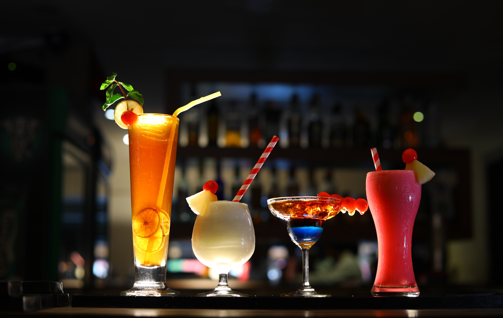 Nakshatra Residency offers ecstatic Super Deluxe Rooms presenting rich comforting infrastructure. Proffering a royal lifestyle experience, each room is spacious, and interior décor well compliments the super deluxe ambience. The rooms are fully furnished with king- and queen-sized beds, dressing table, TV, perfect lighting, and magnificent infrastructure.